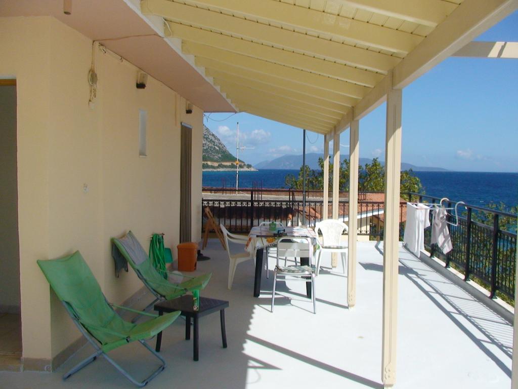 Poros House Hotel Екстериор снимка