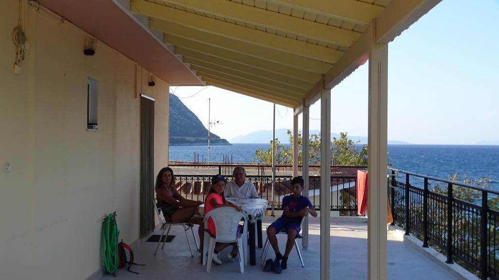 Poros House Hotel Екстериор снимка